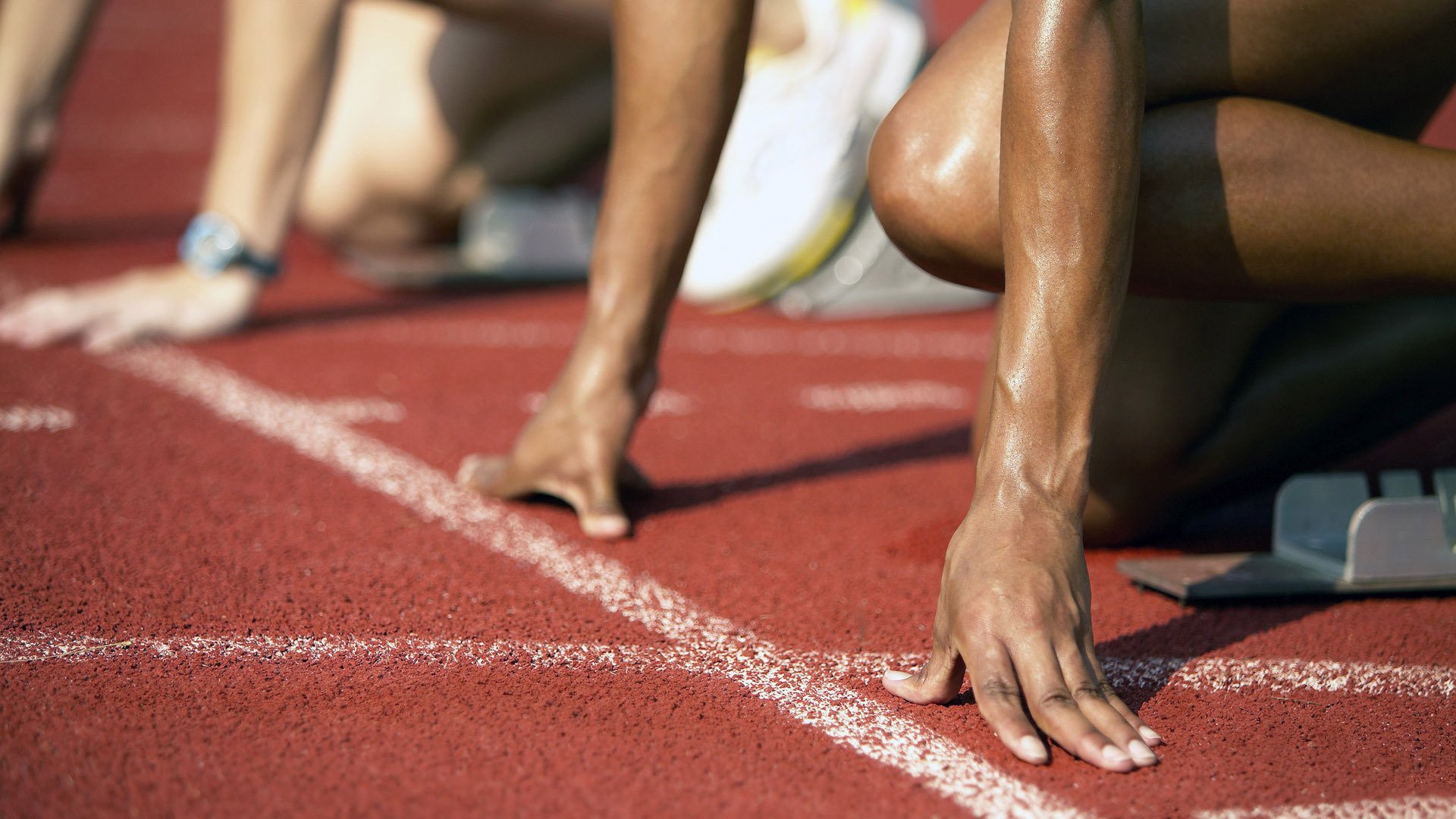 主场与客场心态差异分析,主场和客场的优劣势