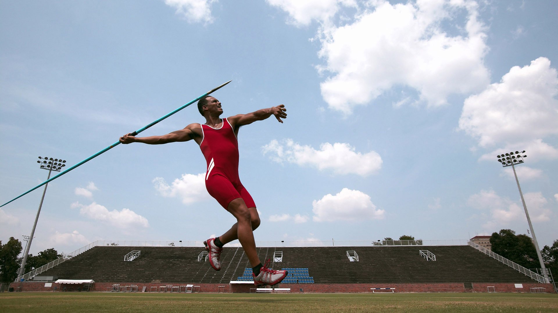 国家队场上默契如何通过系统训练建立，国家队训练场馆